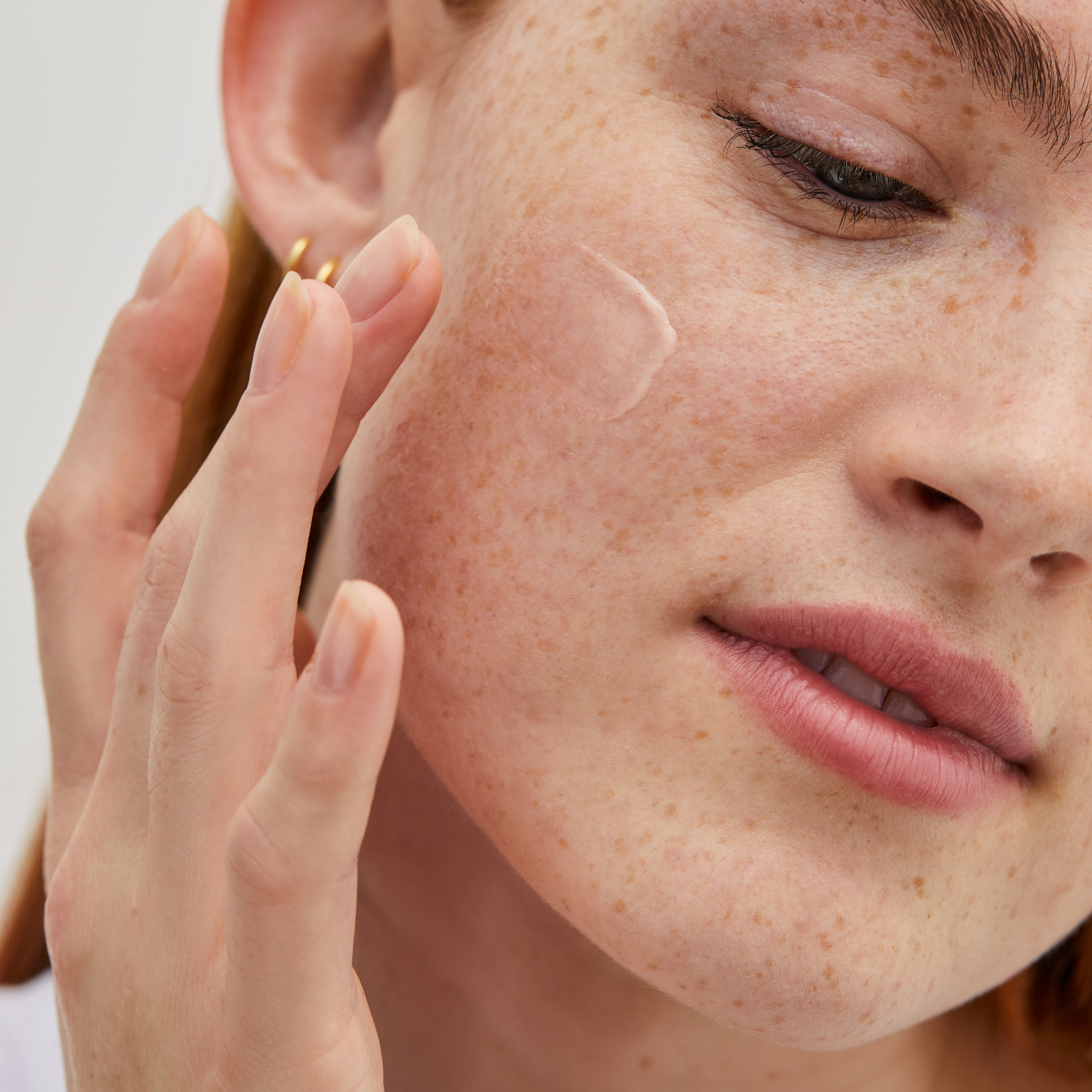 RMS beauty ReEvolve Radiance Locking Primer