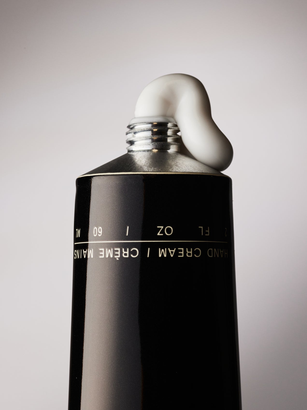 SALT & STONE ROKU KRĒMS BLACK ROSE & OUD