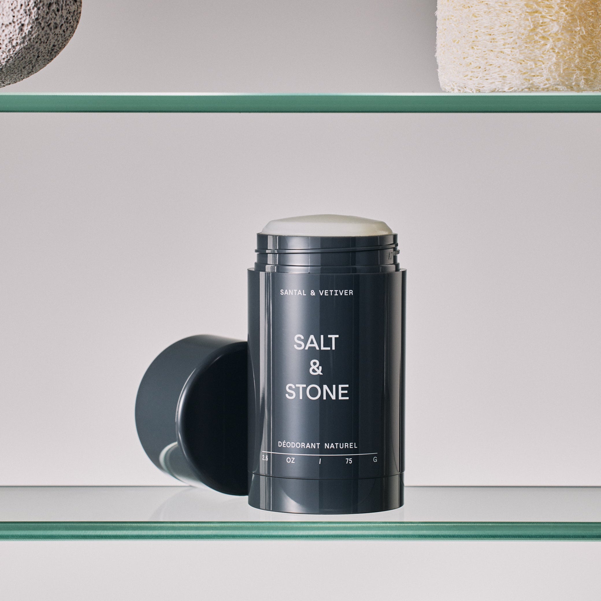 Salt & Stone Santal & Vetiver dabīgs gēlveida dezodorants jutīgai ādai